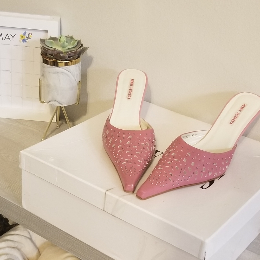 Slip on heels - Picture 3 of 6